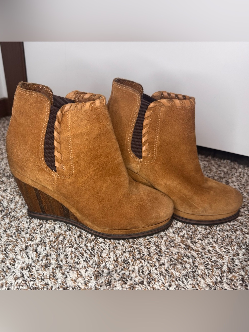 Ariat Belle Women’s 7.5B Brown Suede Western Wedge Ankle Boots 10018634